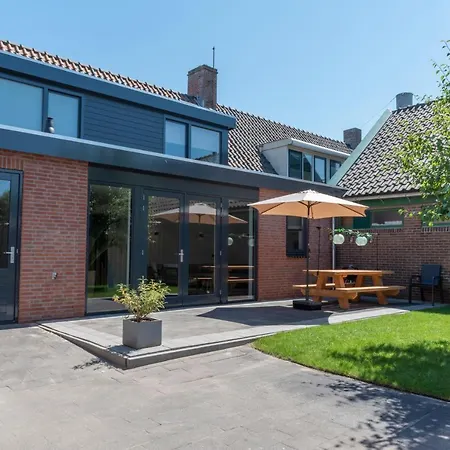 Holiday home De Zuivelhandel *